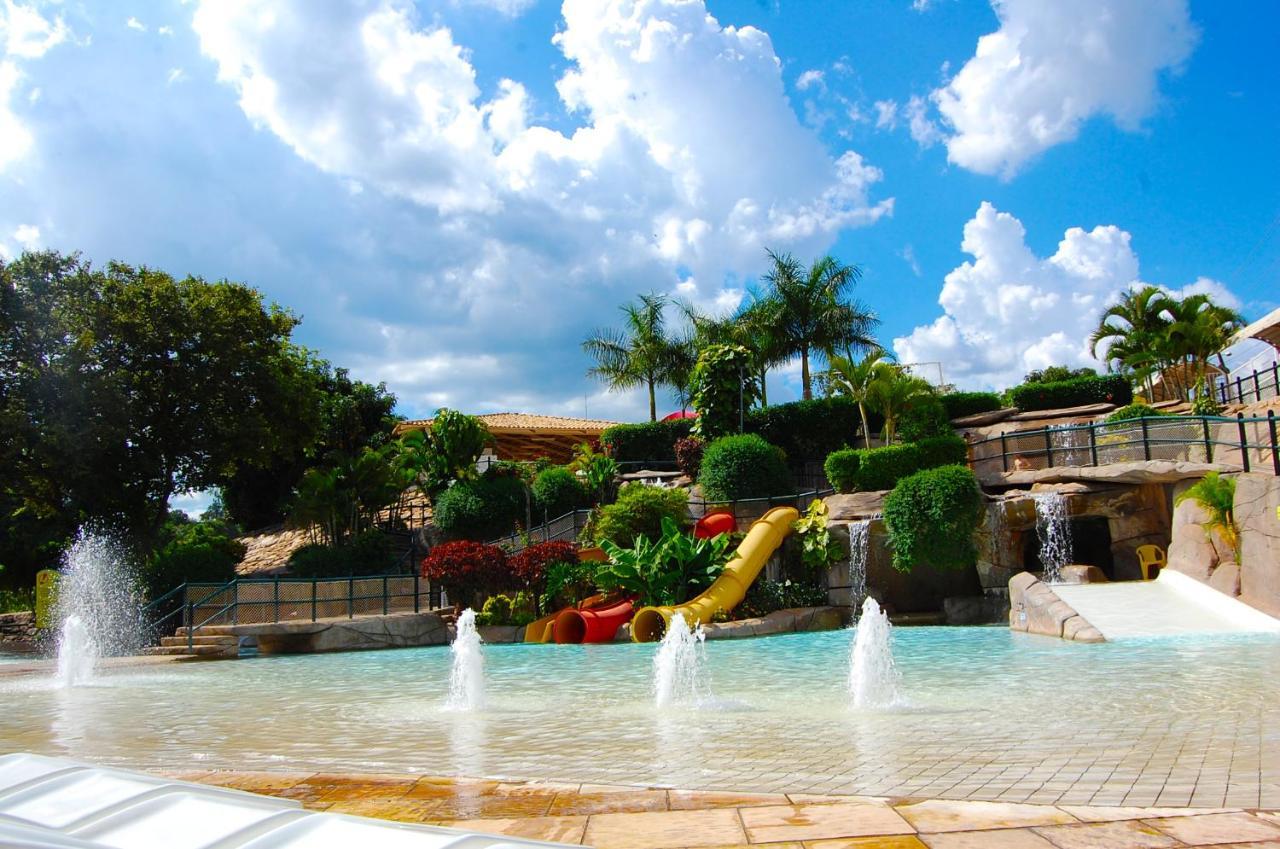 Diroma Resort Com Um Dia No Acqua Park Калдас-Новас Экстерьер фото
